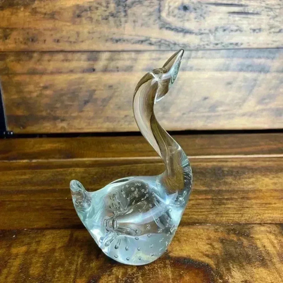 Art Glass 4” Swans Set Of 2 Hand Blown With Controlled Bubbles Clear Figurines - Picture 4 of 9